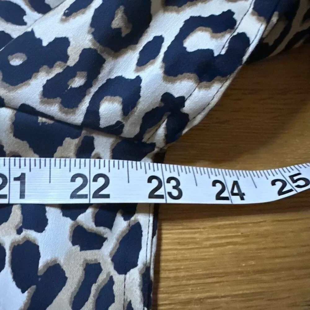 Foxcroft leopard blouse wrinkle free 16